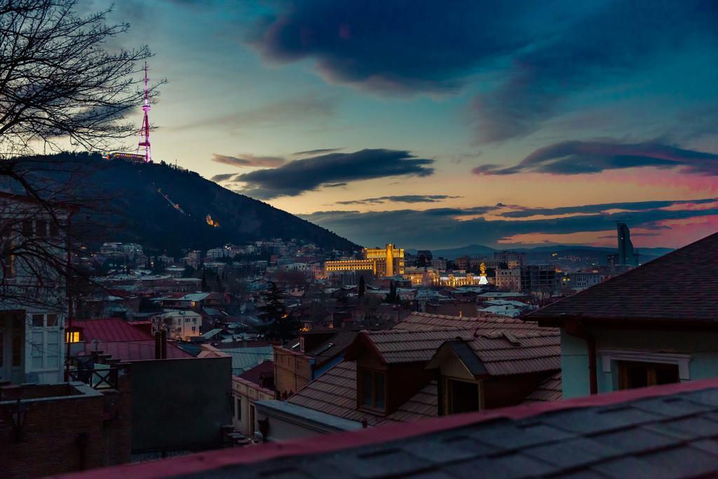 Apartamenti Gomi 17 트빌리시 외부 사진
